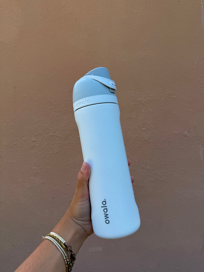 Owala 24 oz Shy Marshmallow