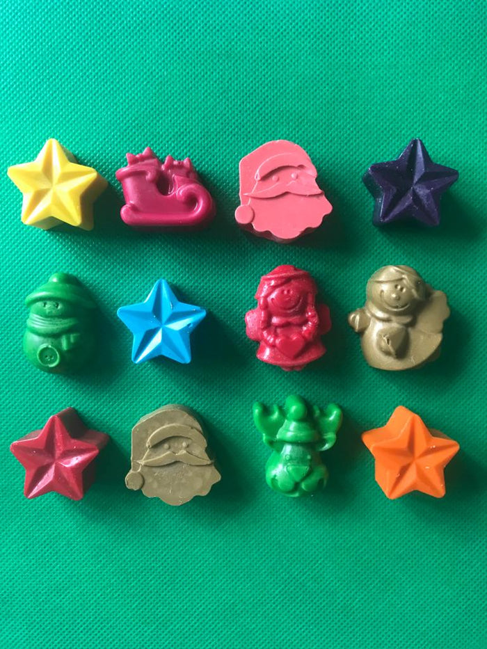 Box of 10 Christmas Crayons