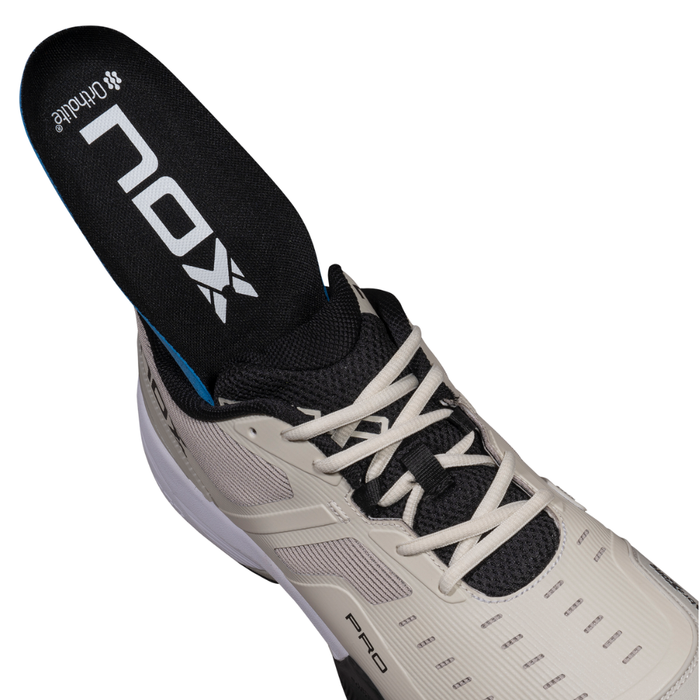 Chaussures de padel Homme Nox AT10 Pro Beige - Esprit Padel Shop
