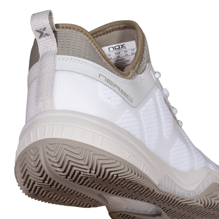Chaussures de padel Unisexe Nox Nerbo Blanc/Marron - Esprit Padel Shop