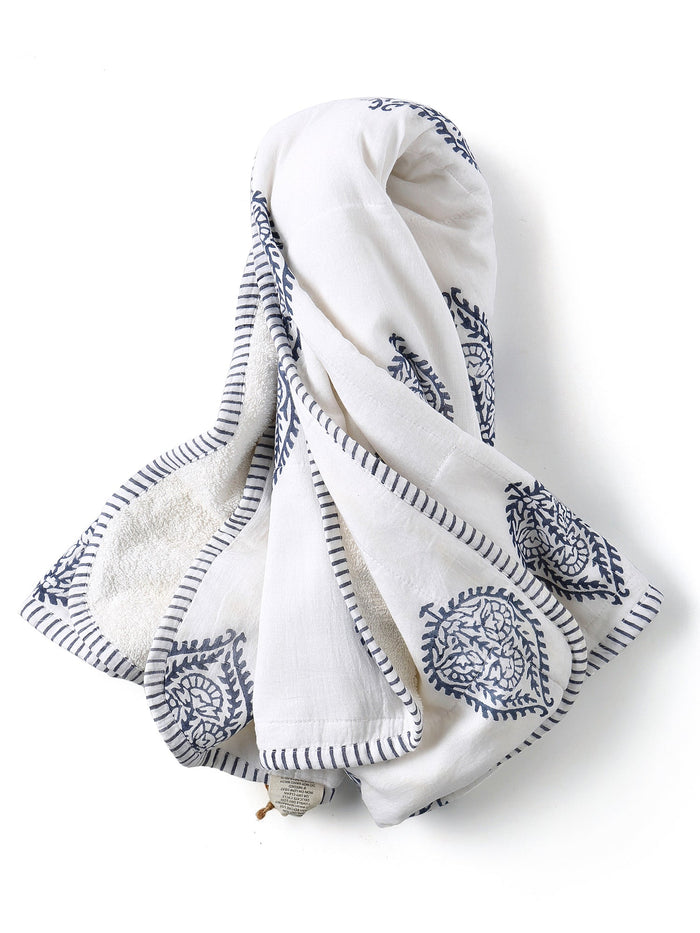 Hooded Kids Towel - Fort Print