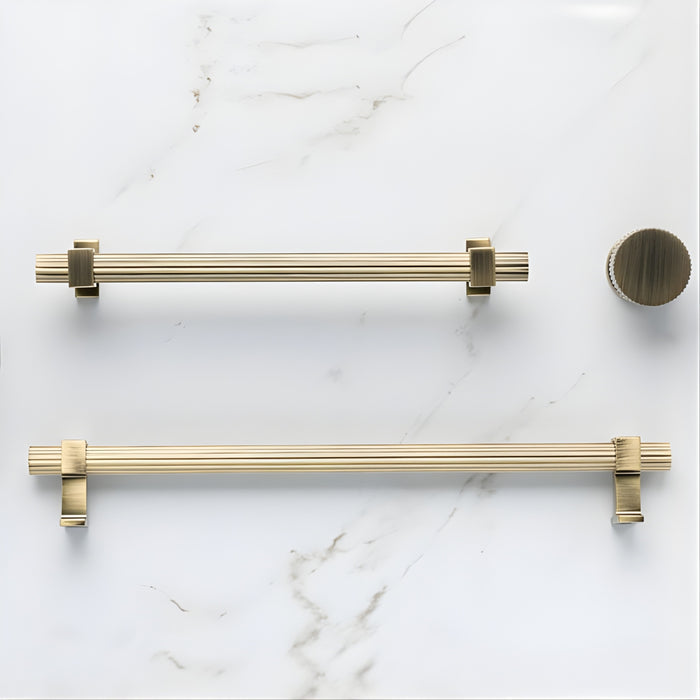 Variations Momo Handles Ambrose Bar Pull Antique Bronze AMB160.ABM - The Blue Space