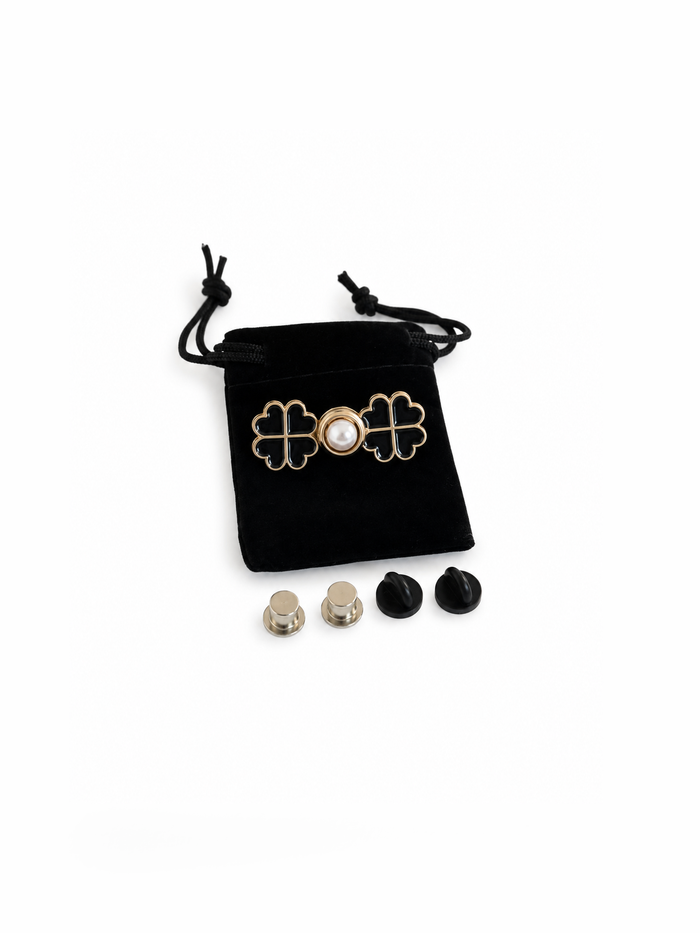 Noir Clover Waist Pin Adjuster - Jeans Tightener